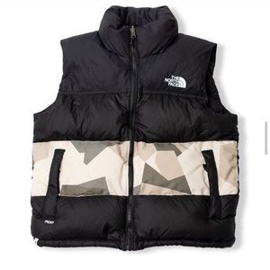 The North Face 700 goose down puffer vest